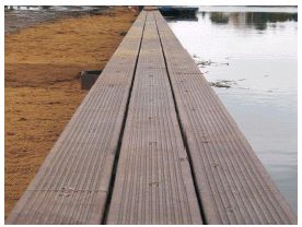 Riffelbohle / Stegbohle Version 1 Terrassenbelag aus Recyclingkunststoff